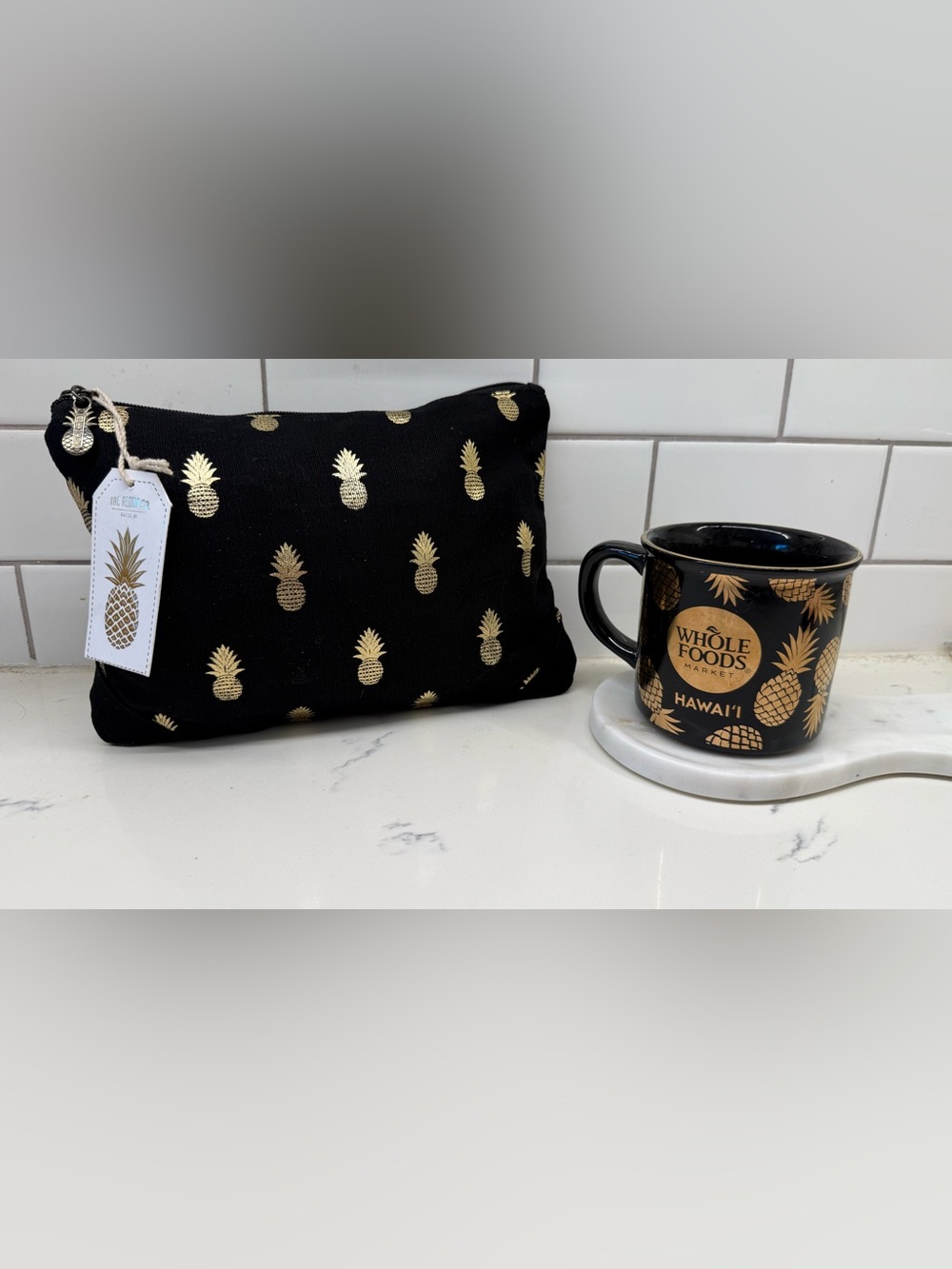 Whole Foods Market Tag Aloha exclusive to Hawaii black mug & zip clutch NWT